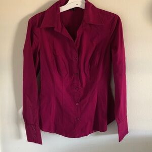 EUC Benetton tailored blouse magenta pink, size S